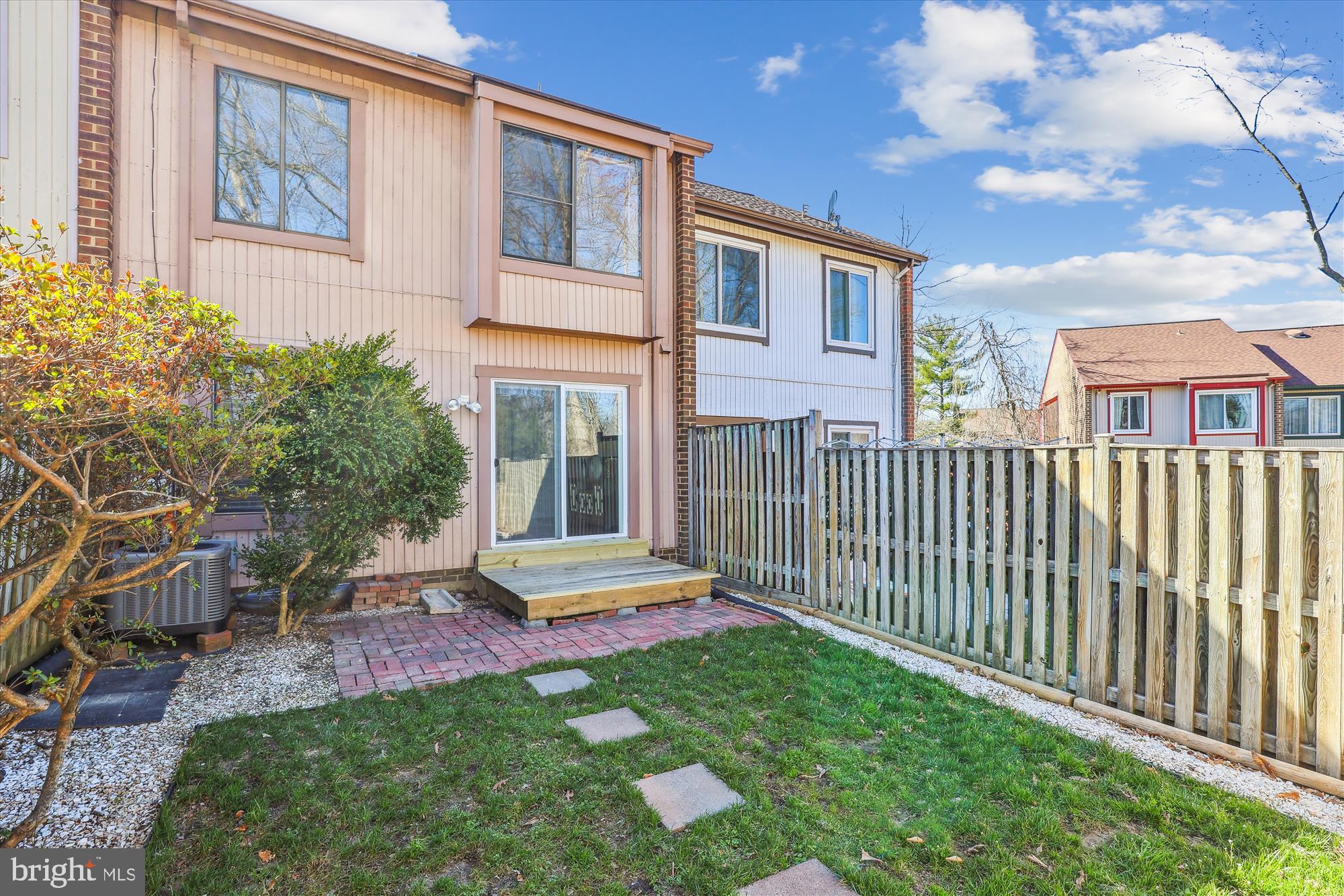 WOODMARK OF LAKE RIDGE - Residential