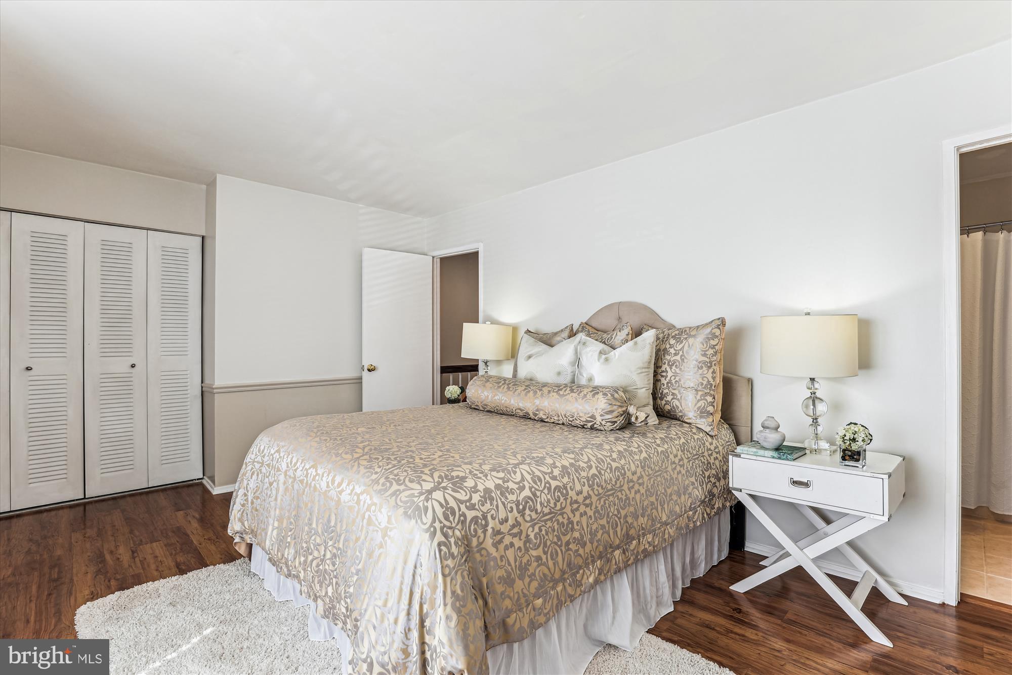 WOODMARK OF LAKE RIDGE - Residential