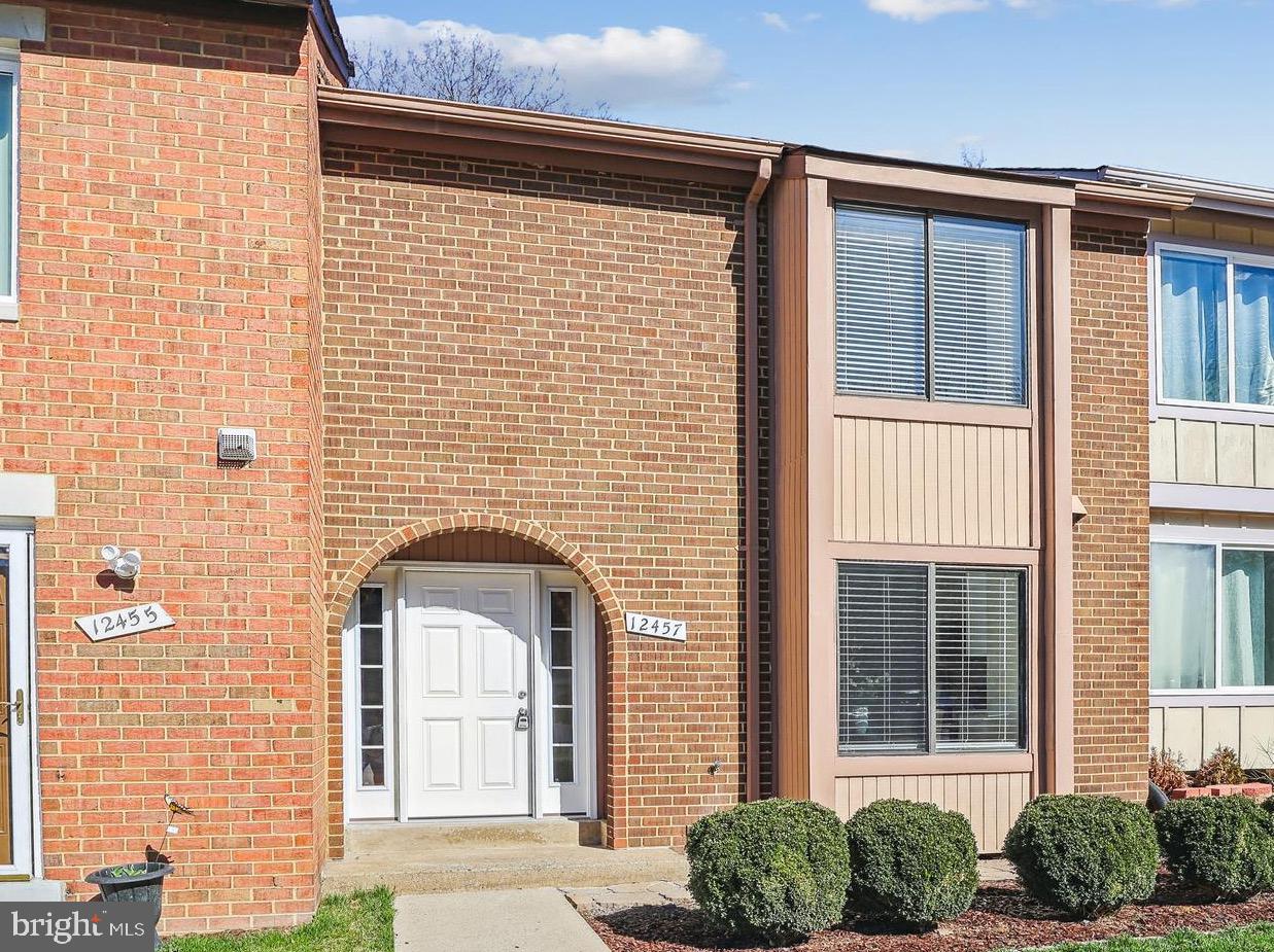 WOODMARK OF LAKE RIDGE - Residential