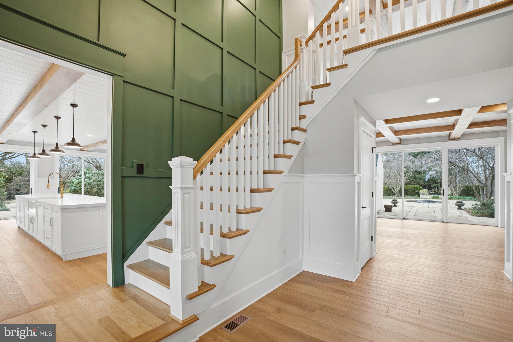 HALLMARK GLEN - Residential