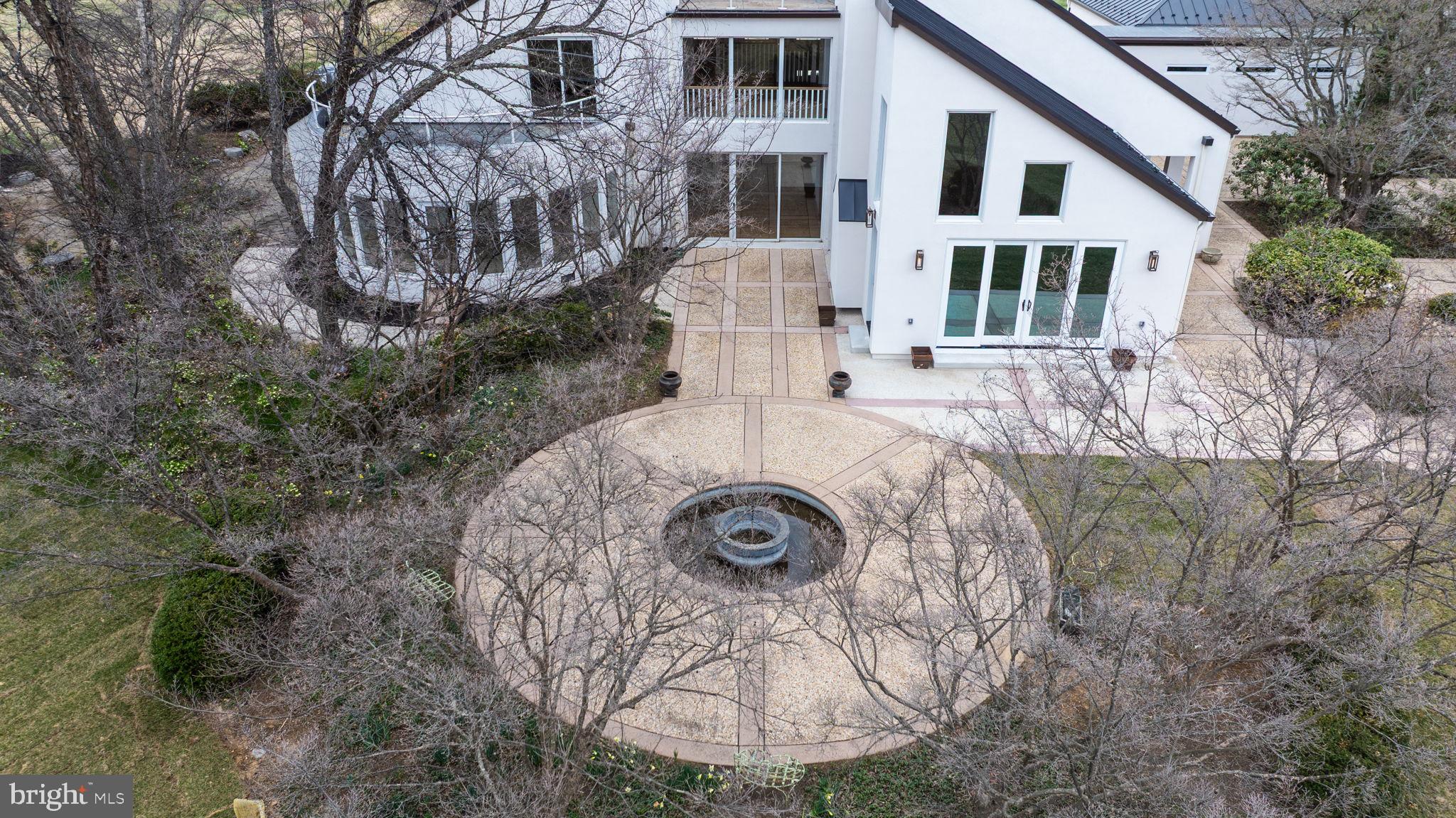 HALLMARK GLEN - Residential