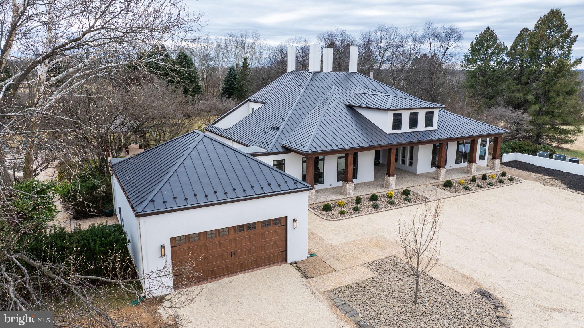 HALLMARK GLEN - Residential