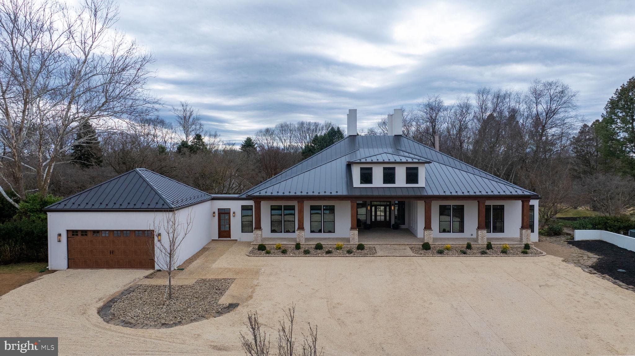 HALLMARK GLEN - Residential