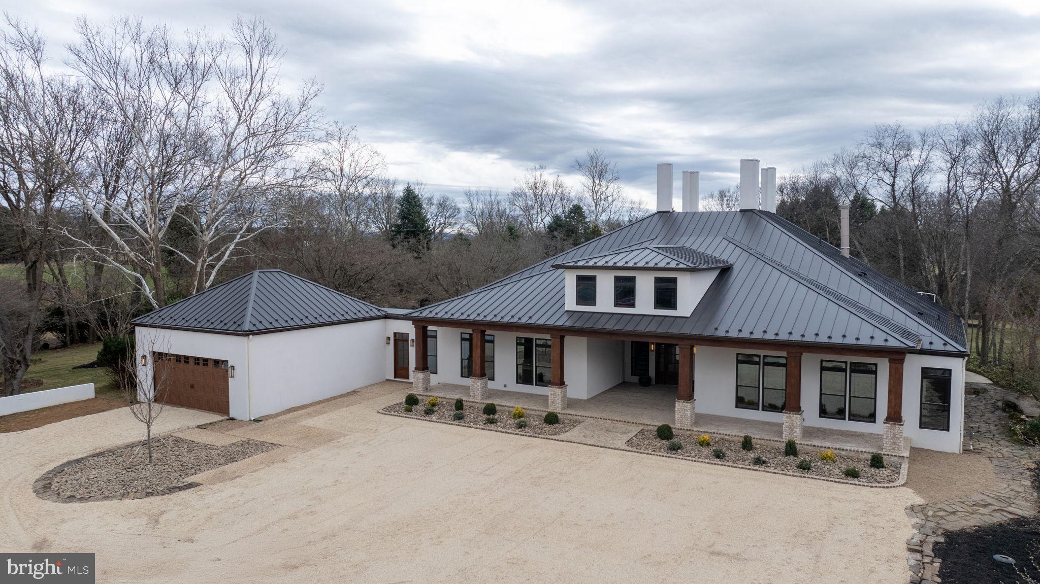 HALLMARK GLEN - Residential