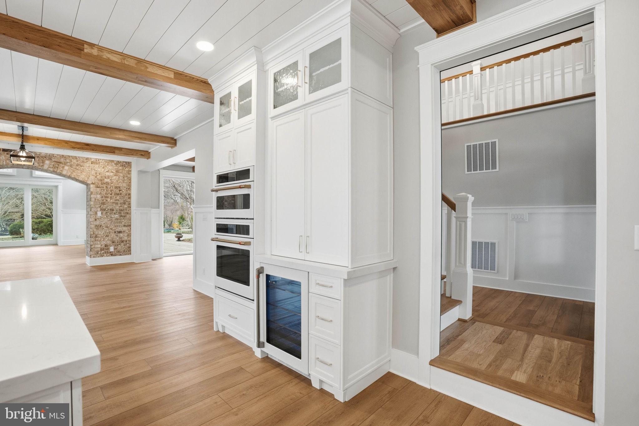 HALLMARK GLEN - Residential