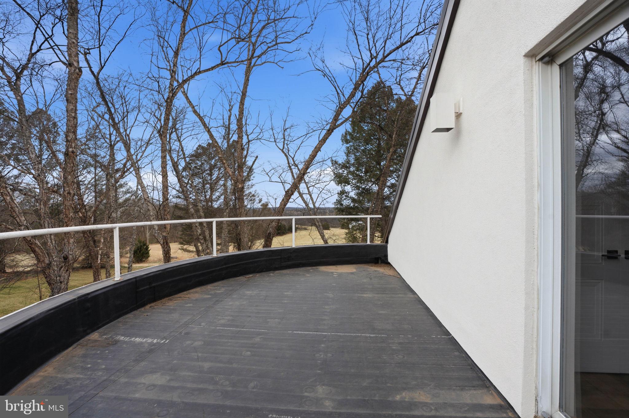 HALLMARK GLEN - Residential