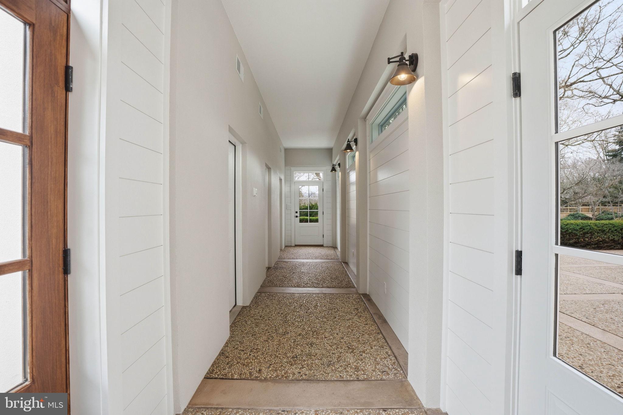 HALLMARK GLEN - Residential