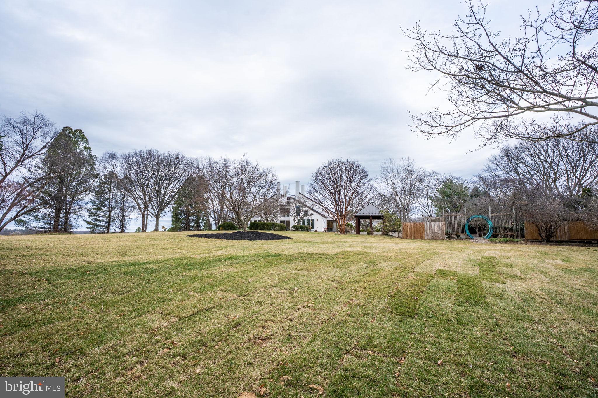 HALLMARK GLEN - Residential