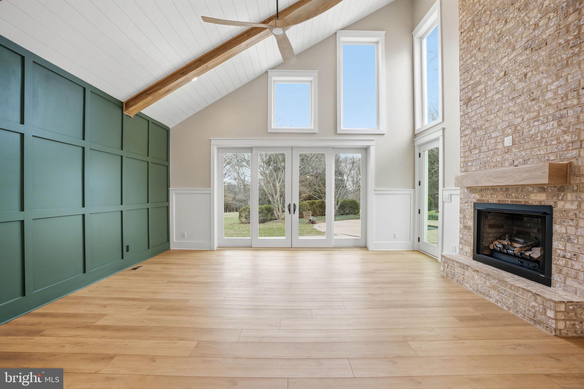 HALLMARK GLEN - Residential