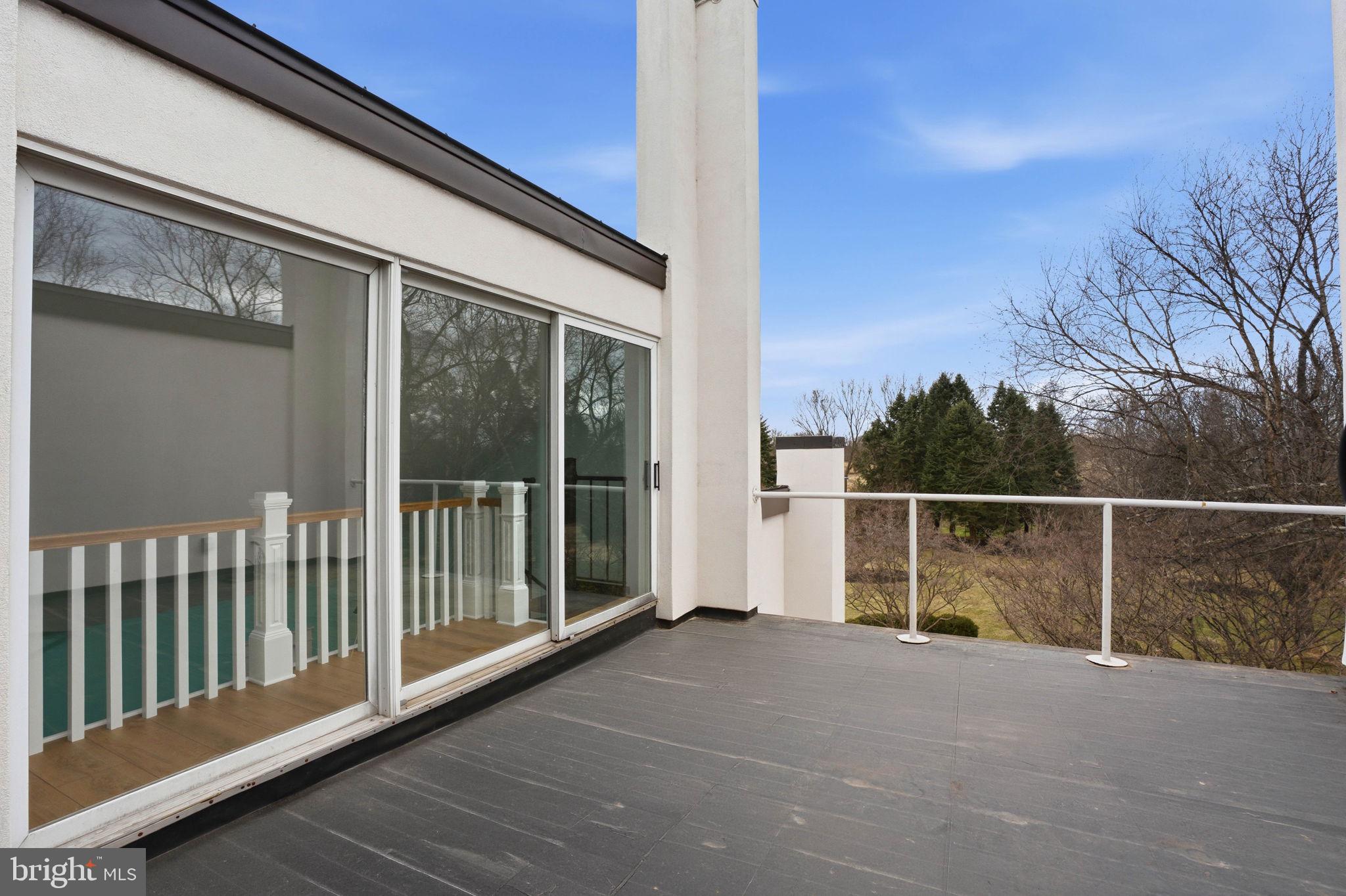 HALLMARK GLEN - Residential