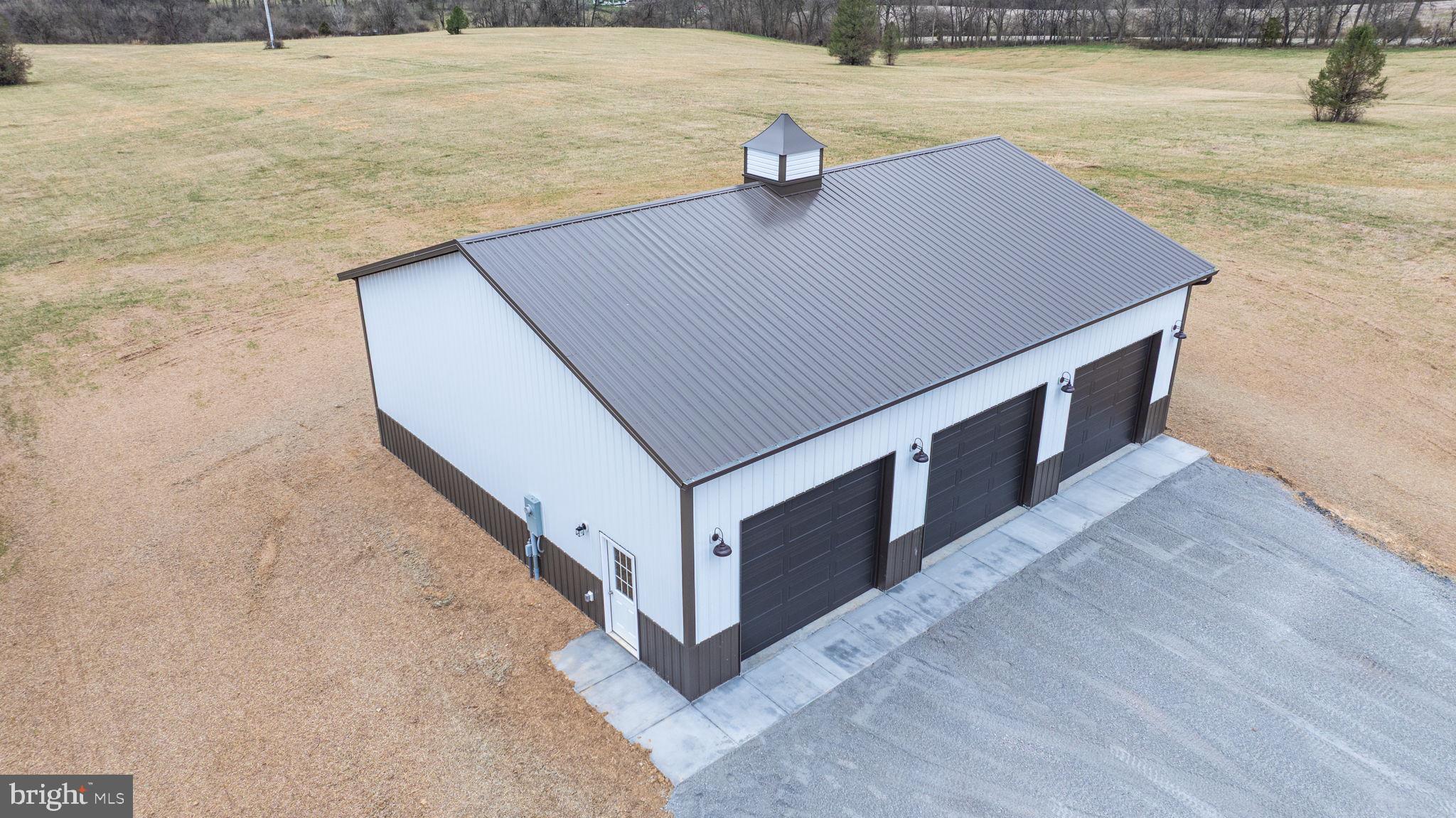 HALLMARK GLEN - Residential