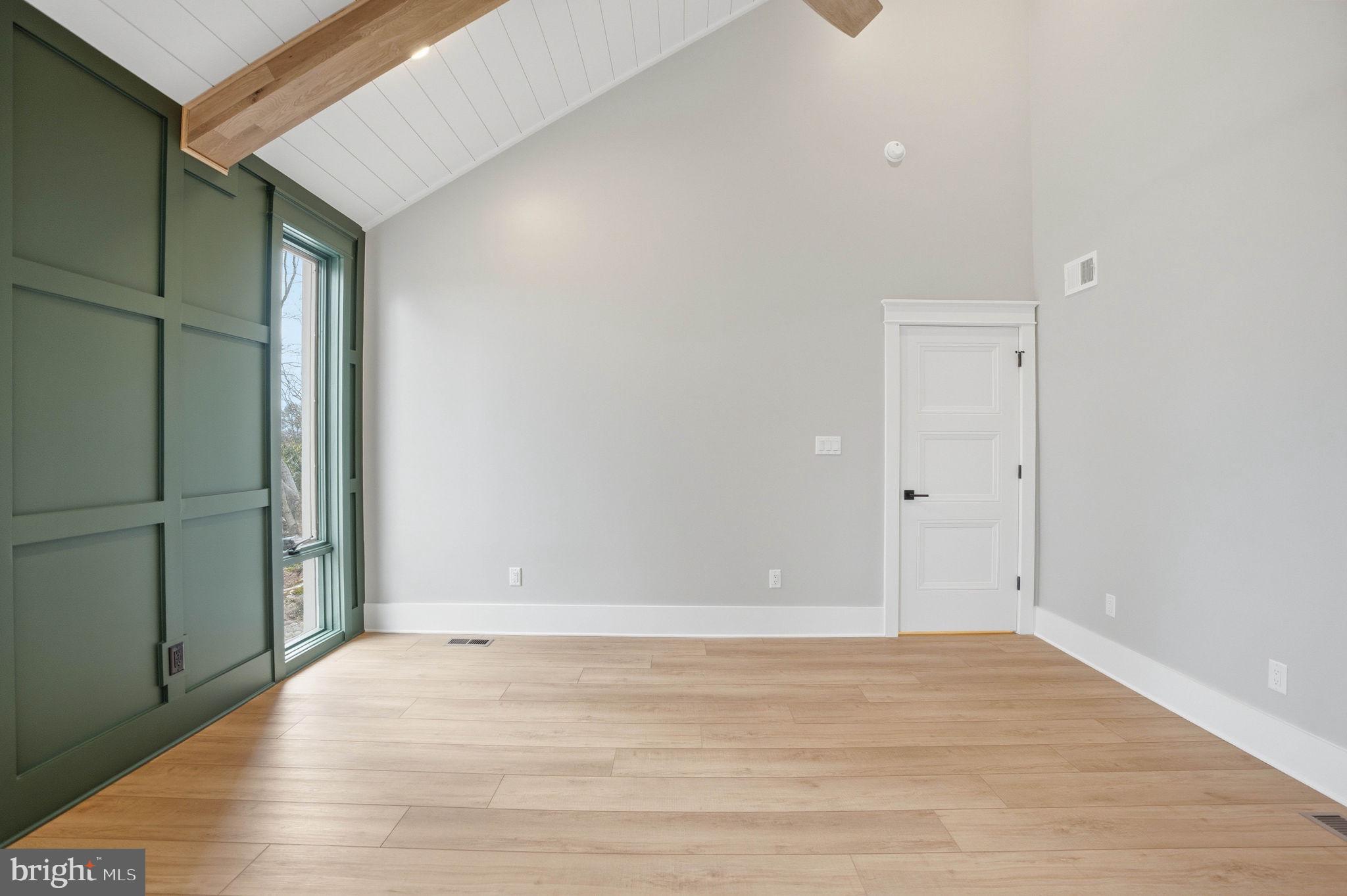 HALLMARK GLEN - Residential