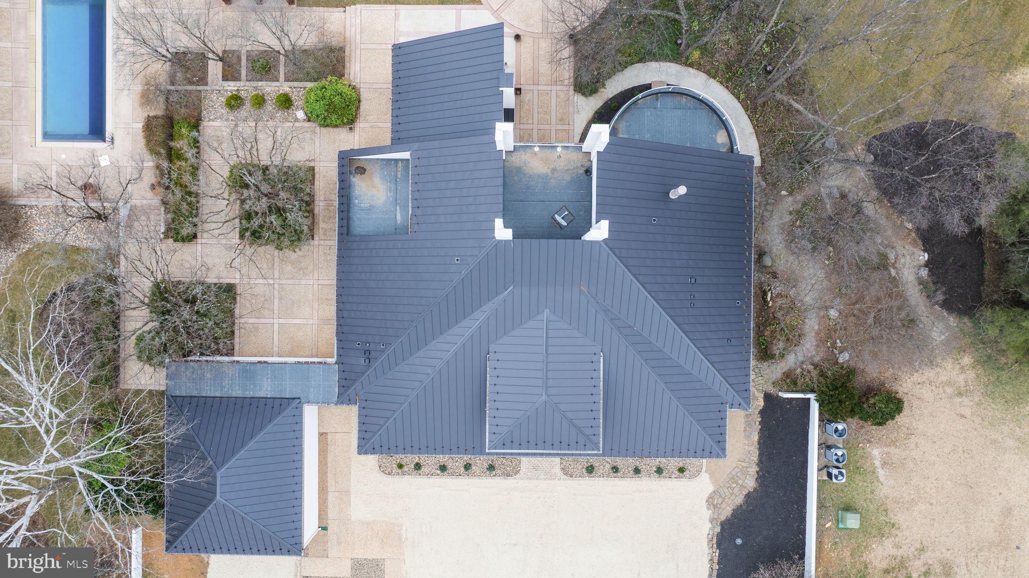 HALLMARK GLEN - Residential