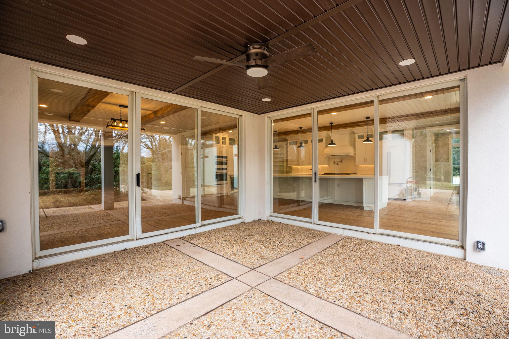 HALLMARK GLEN - Residential