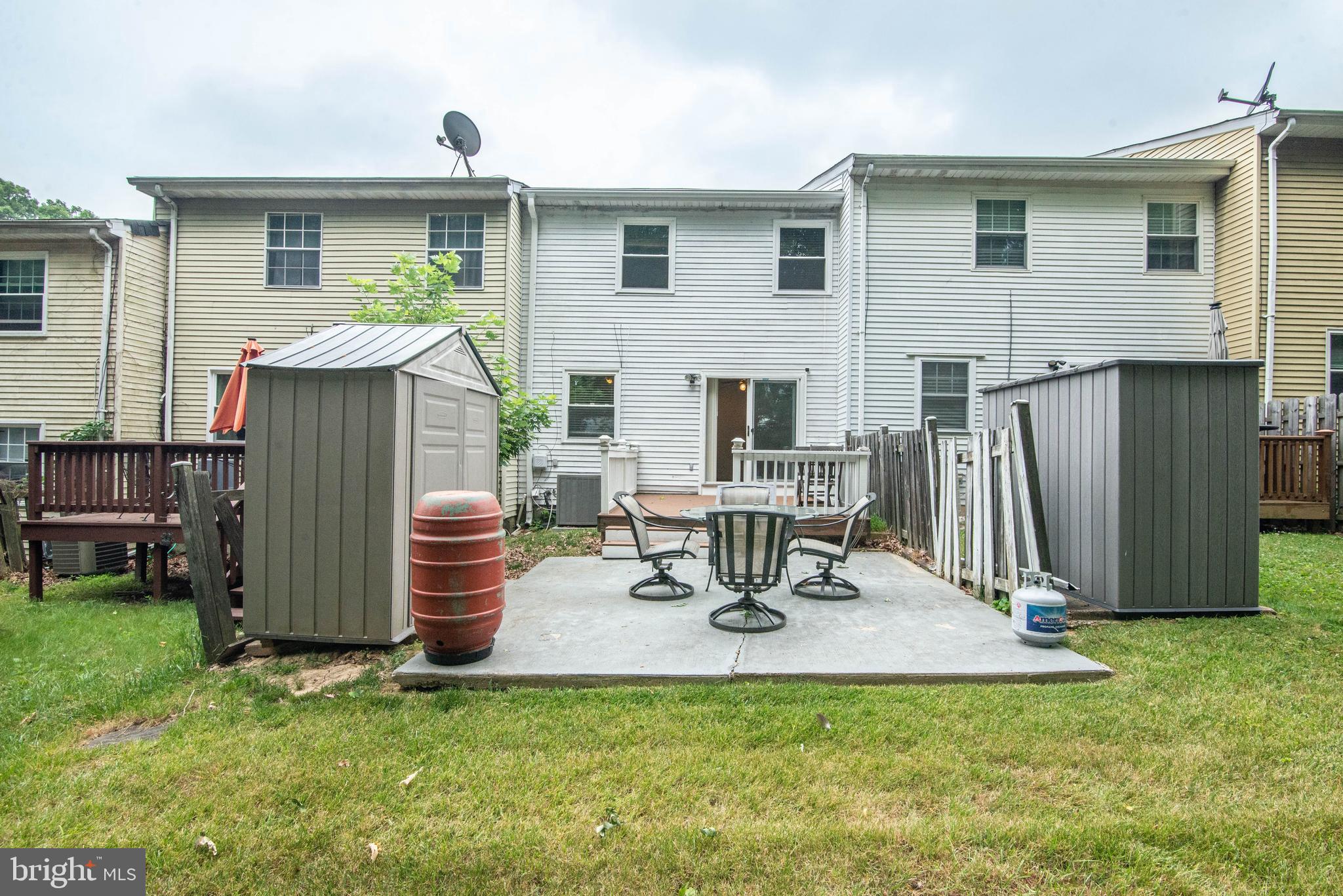 KINGS POINT - Residential Lease