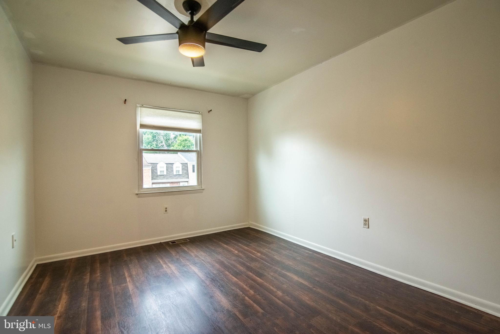 KINGS POINT - Residential Lease