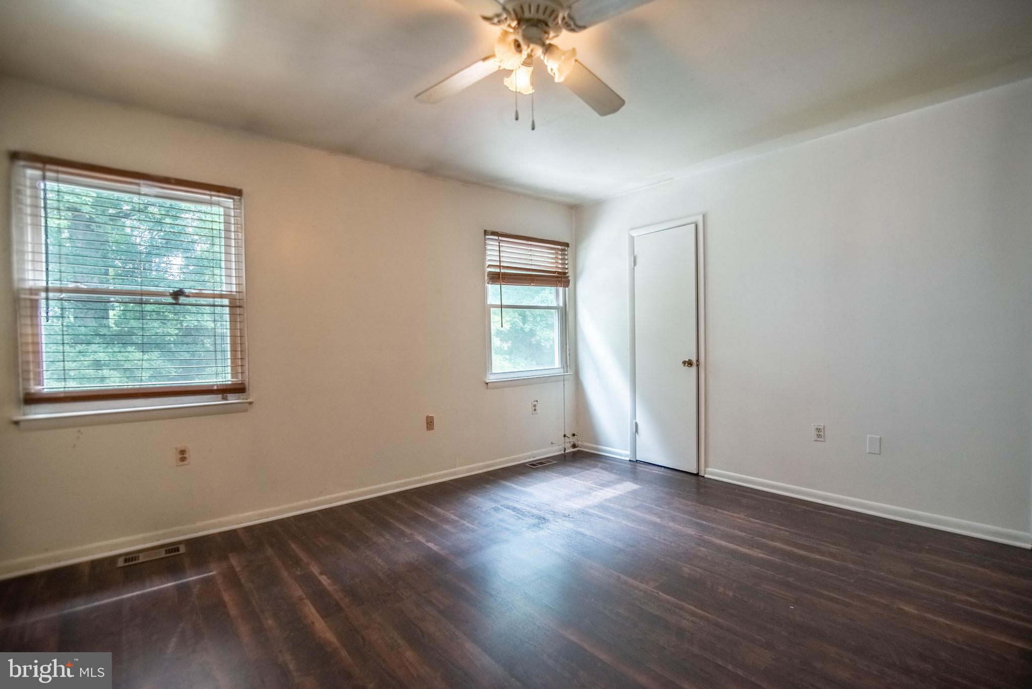 KINGS POINT - Residential Lease