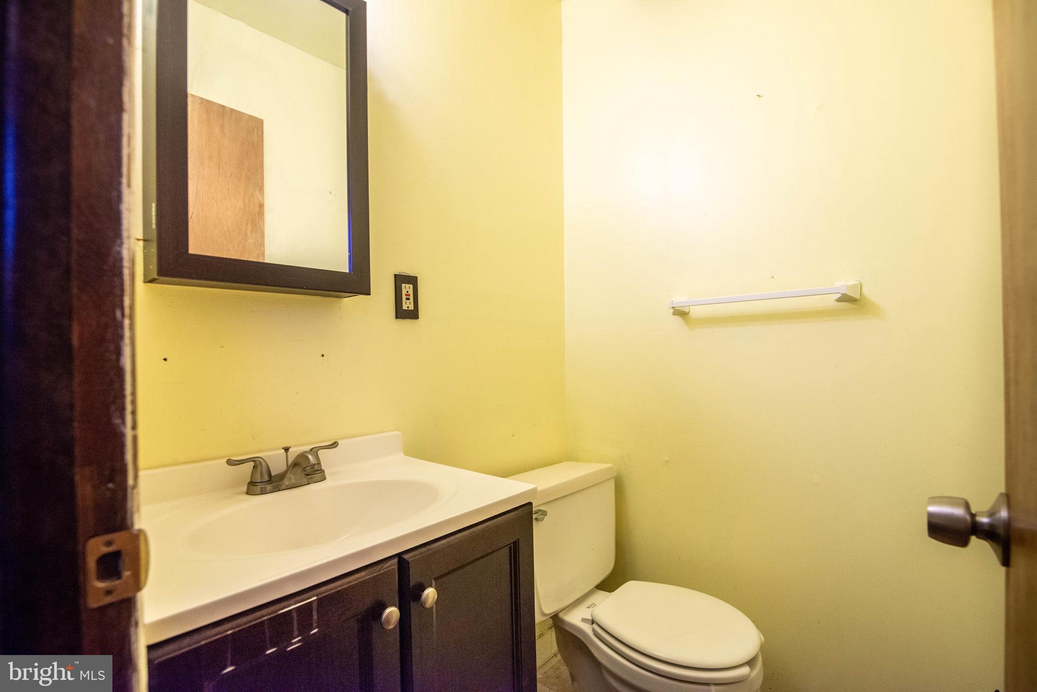 KINGS POINT - Residential Lease