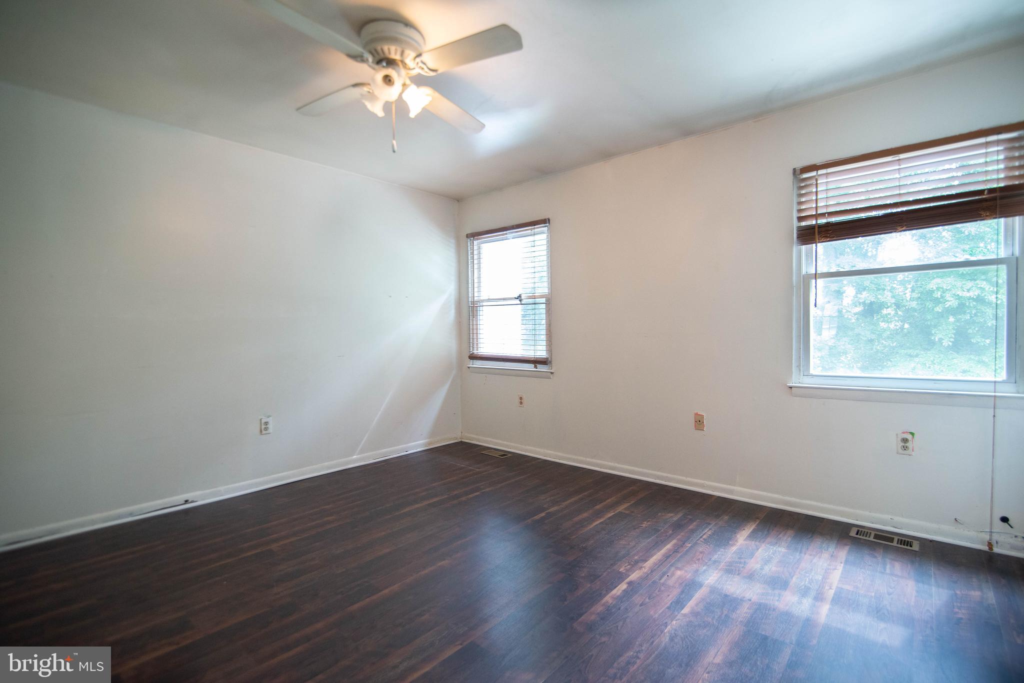 KINGS POINT - Residential Lease