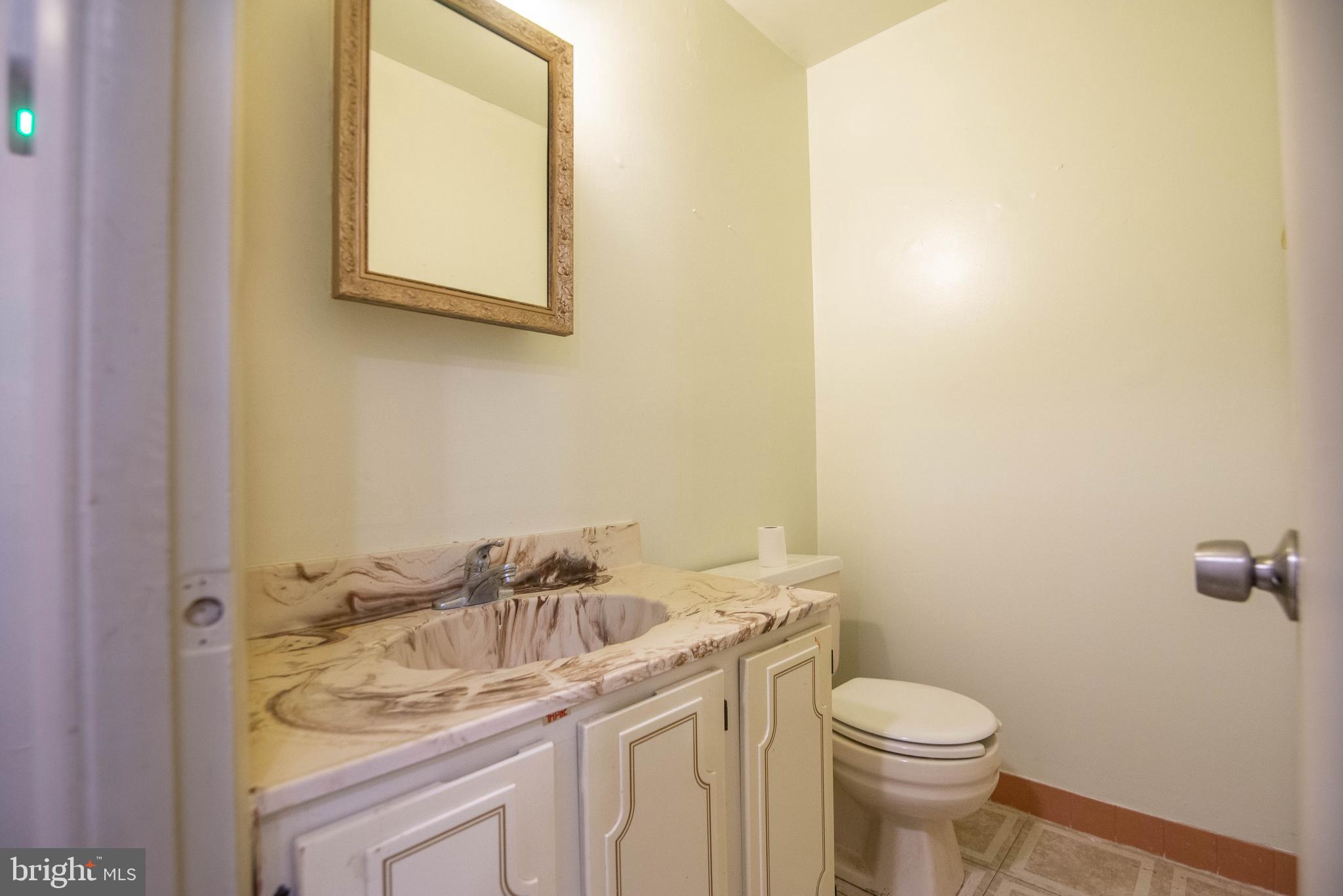 KINGS POINT - Residential Lease