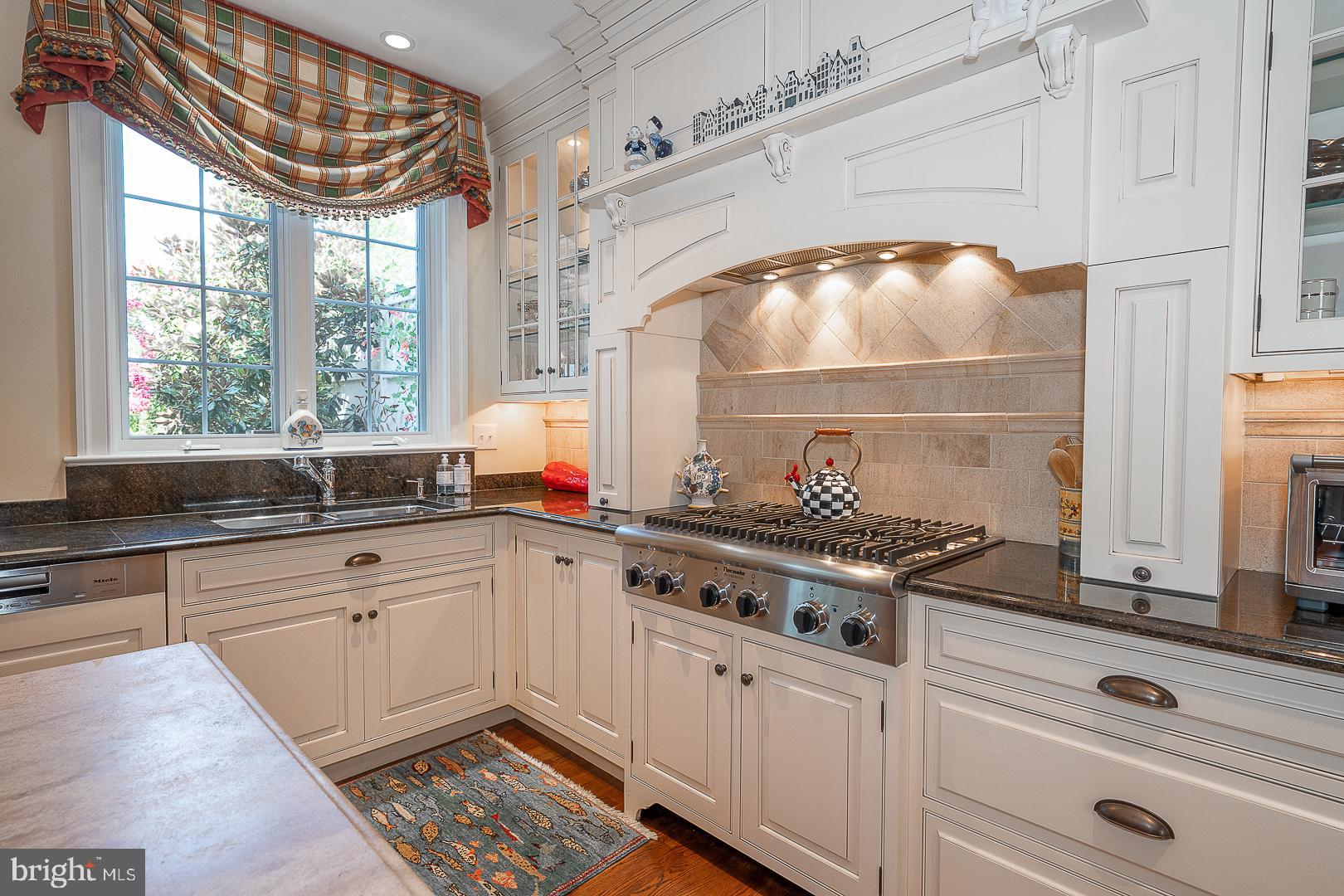 APPLEBROOK - Residential