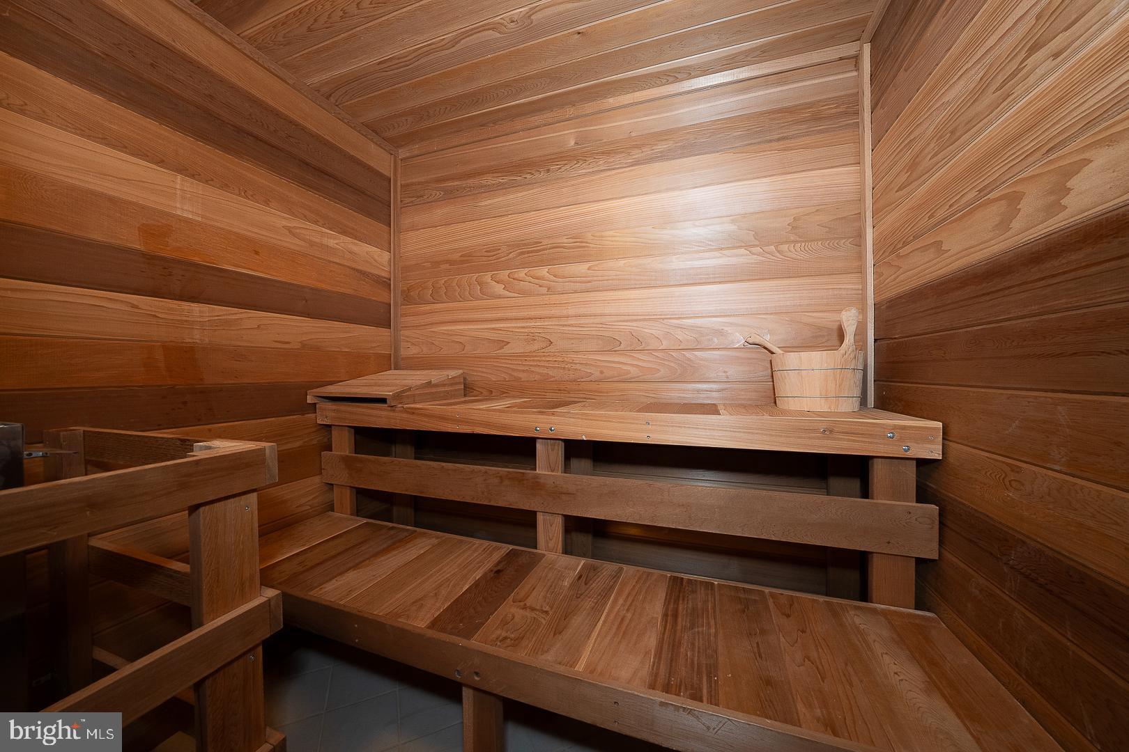 APPLEBROOK - Residential