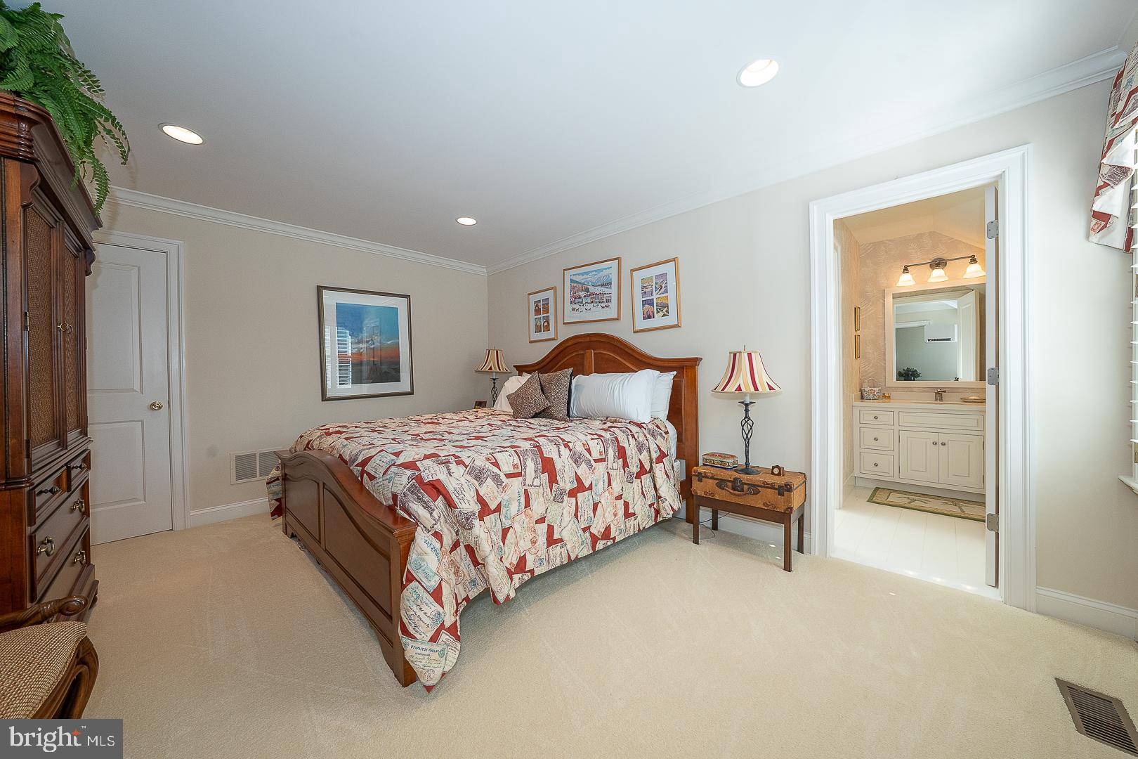 APPLEBROOK - Residential