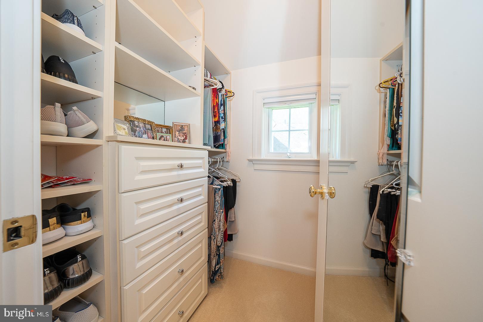 APPLEBROOK - Residential