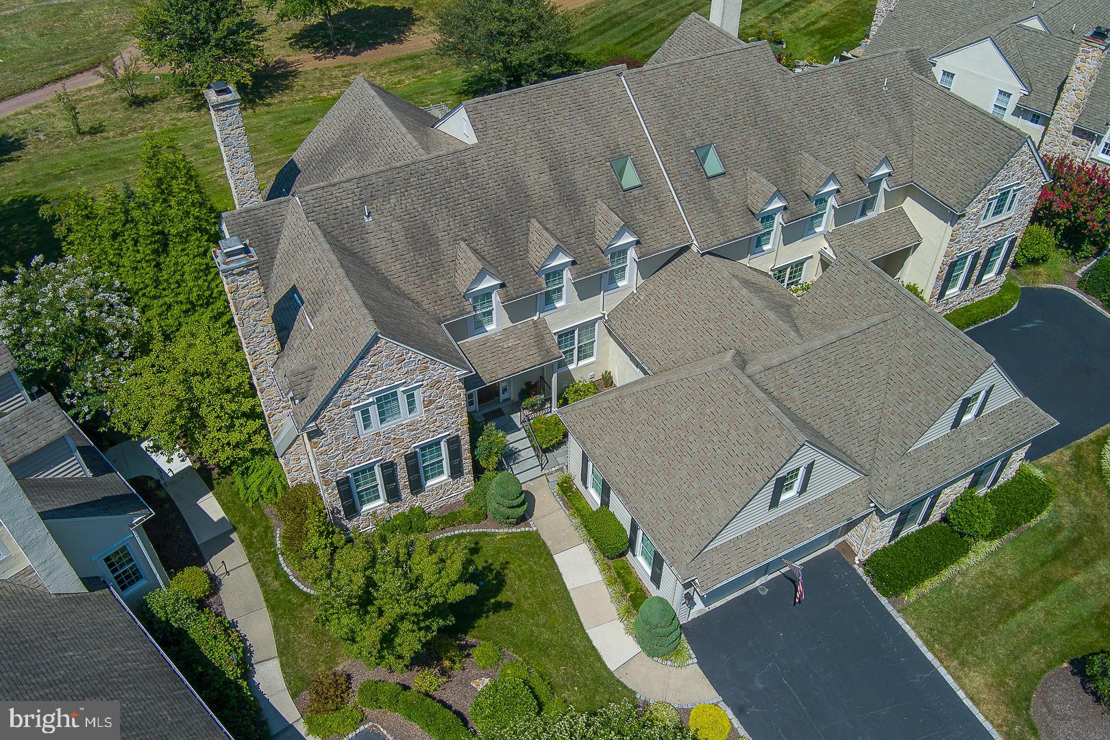 APPLEBROOK - Residential