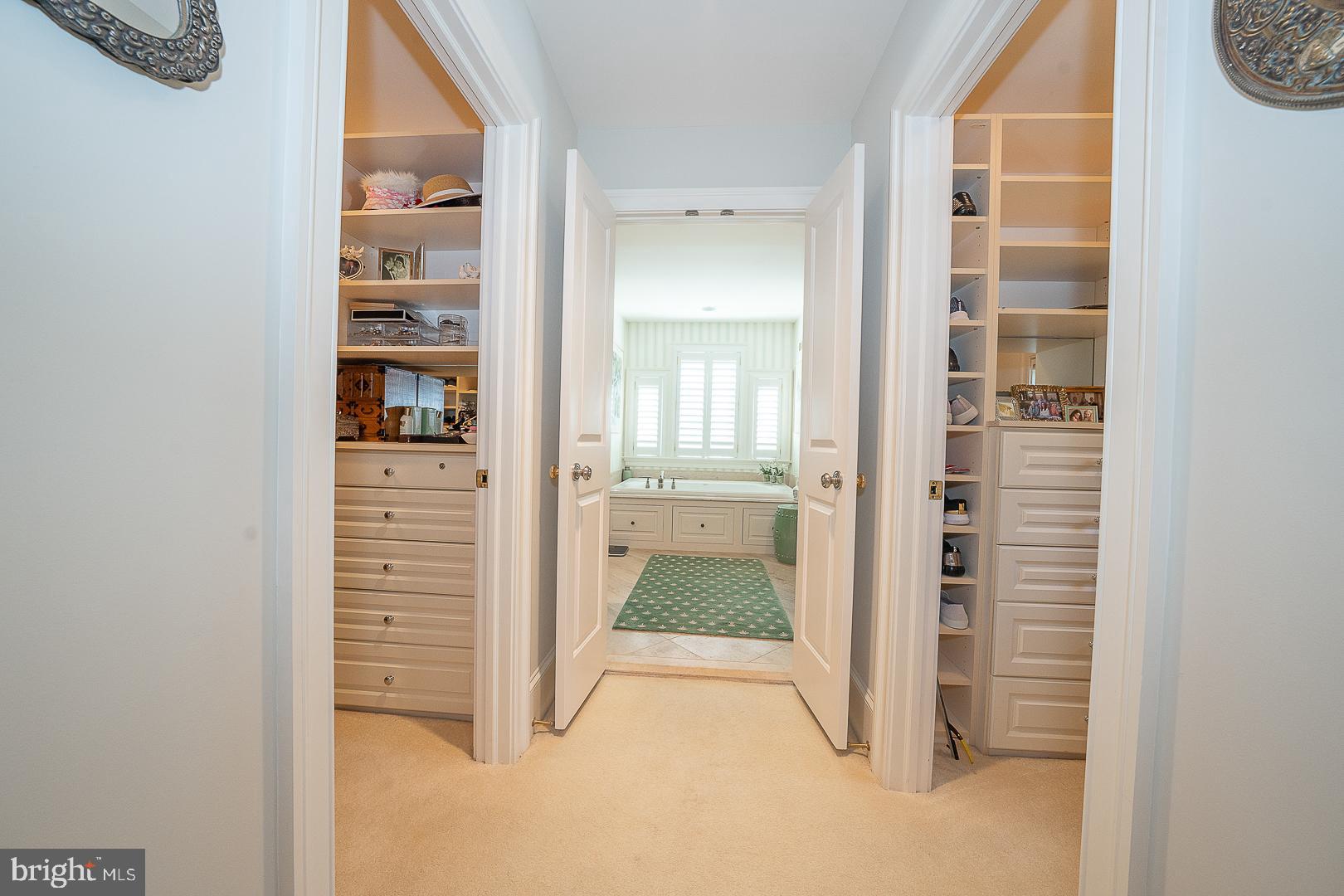 APPLEBROOK - Residential