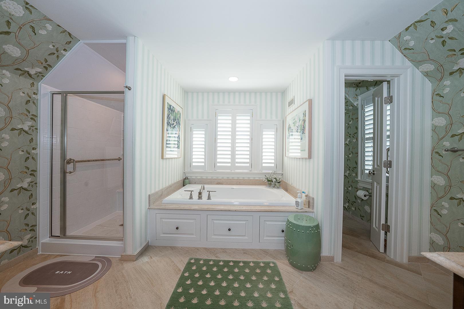 APPLEBROOK - Residential