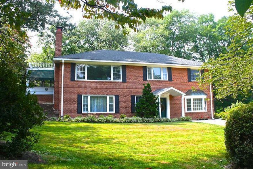 A charming 4br/3ba home in sought after Divine Chesterbrook on a spectacular lot in a natural setting! Gorgeous large and wide  0.35 level acre lot (104' wide x 148' deep-zoned R3 -80' buildable width) with tons of privacy! Gourmet kitchen leading to side enclosed porch and bright rear family room.  Flowing floor plan with lots of natural light!  Great walk-out in-law/teen suite/w private bedroom & bath.  2 fireplaces.  Gently remodel or build your dream home!  Close to multiple parks with miles of trails as well as swim clubs.  Close to downtown McLean, north Arlington, Washington DC, and Tysons with dining, entertainment, and groceries.  Easy access all local commuter routes.  Highly sought after Chesterbrook Elementary, Longfellow, and McLean High School pyramid.