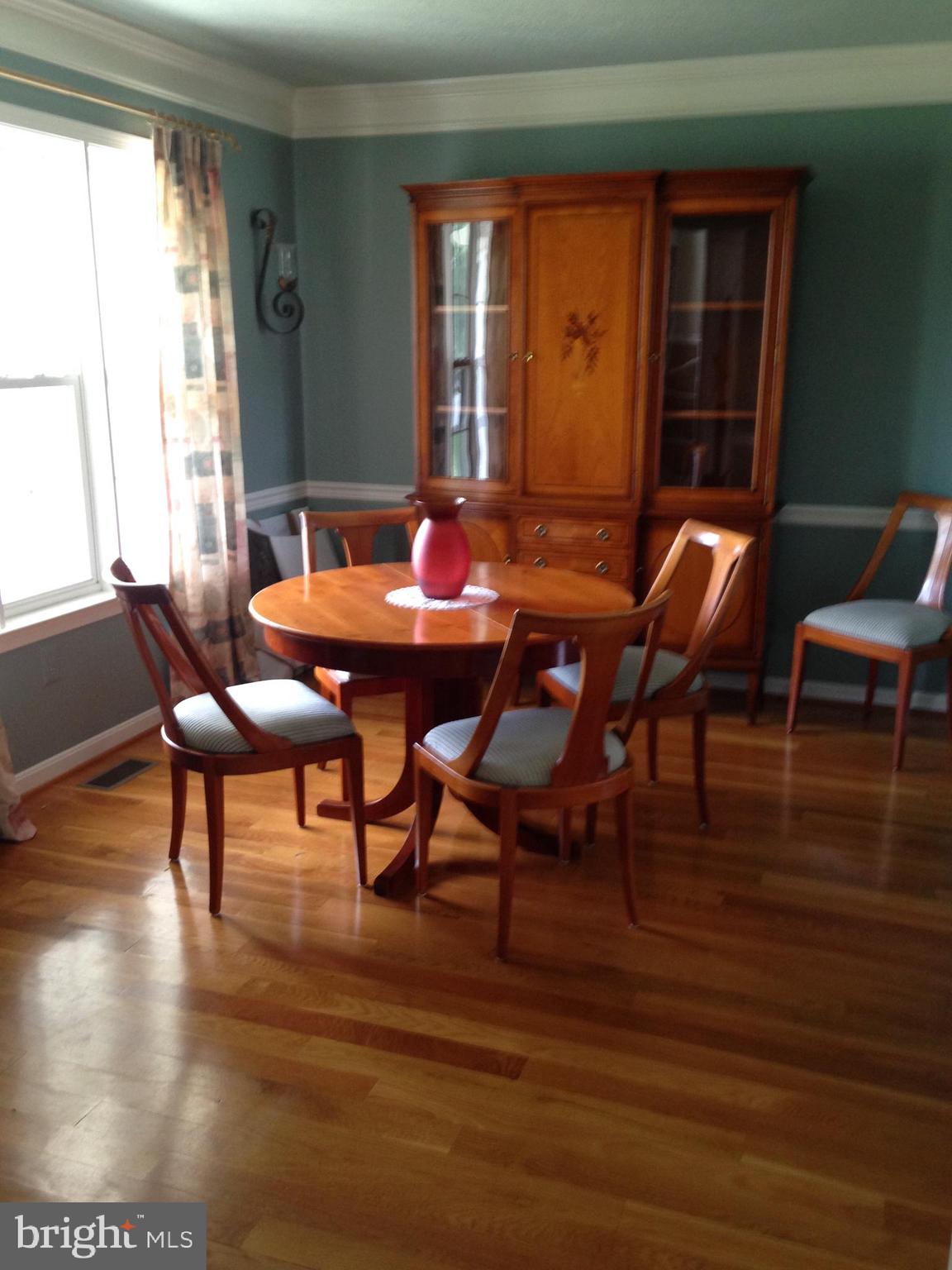 ALBIN VILLAGE - Residential Lease