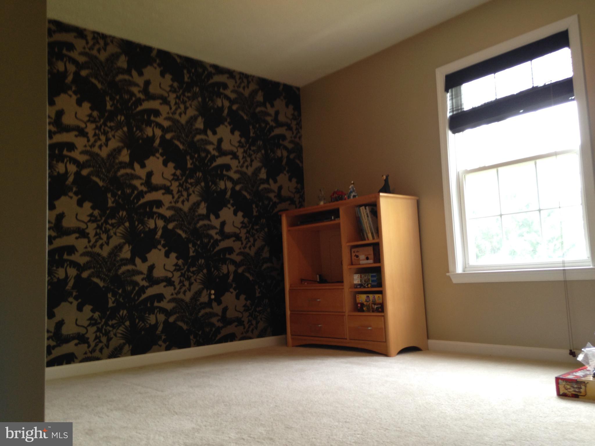 ALBIN VILLAGE - Residential Lease