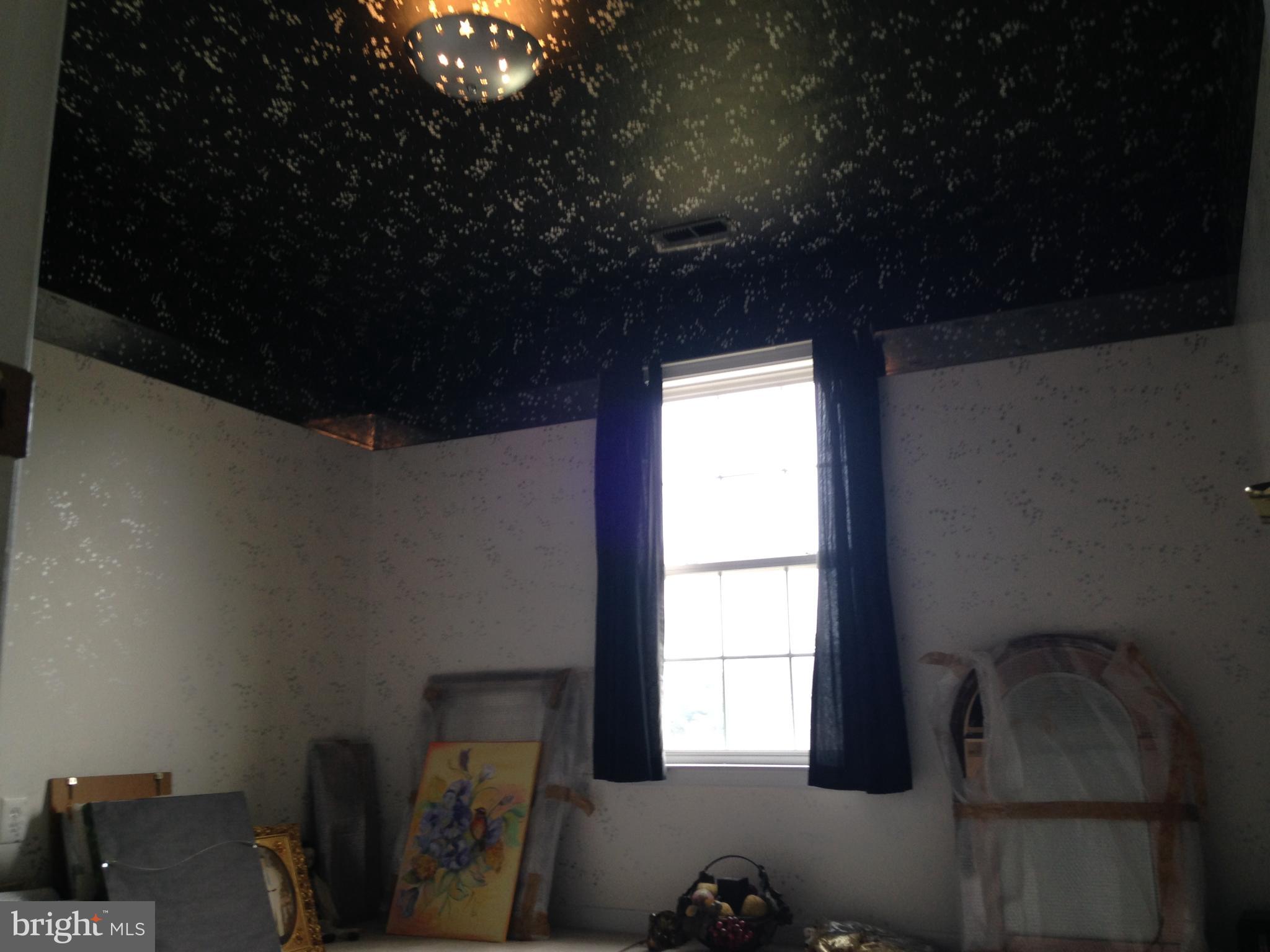 ALBIN VILLAGE - Residential Lease