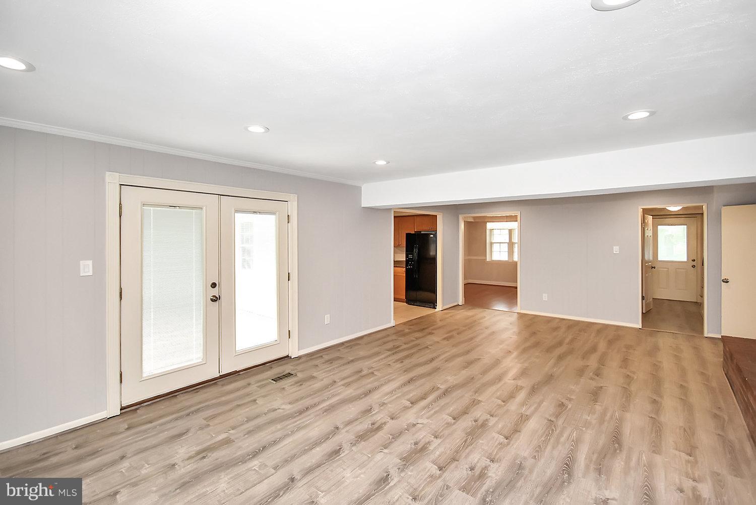 POINTER RIDGE - Residential