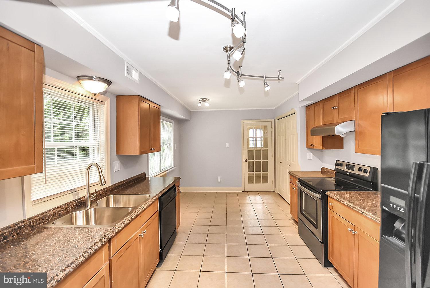 POINTER RIDGE - Residential