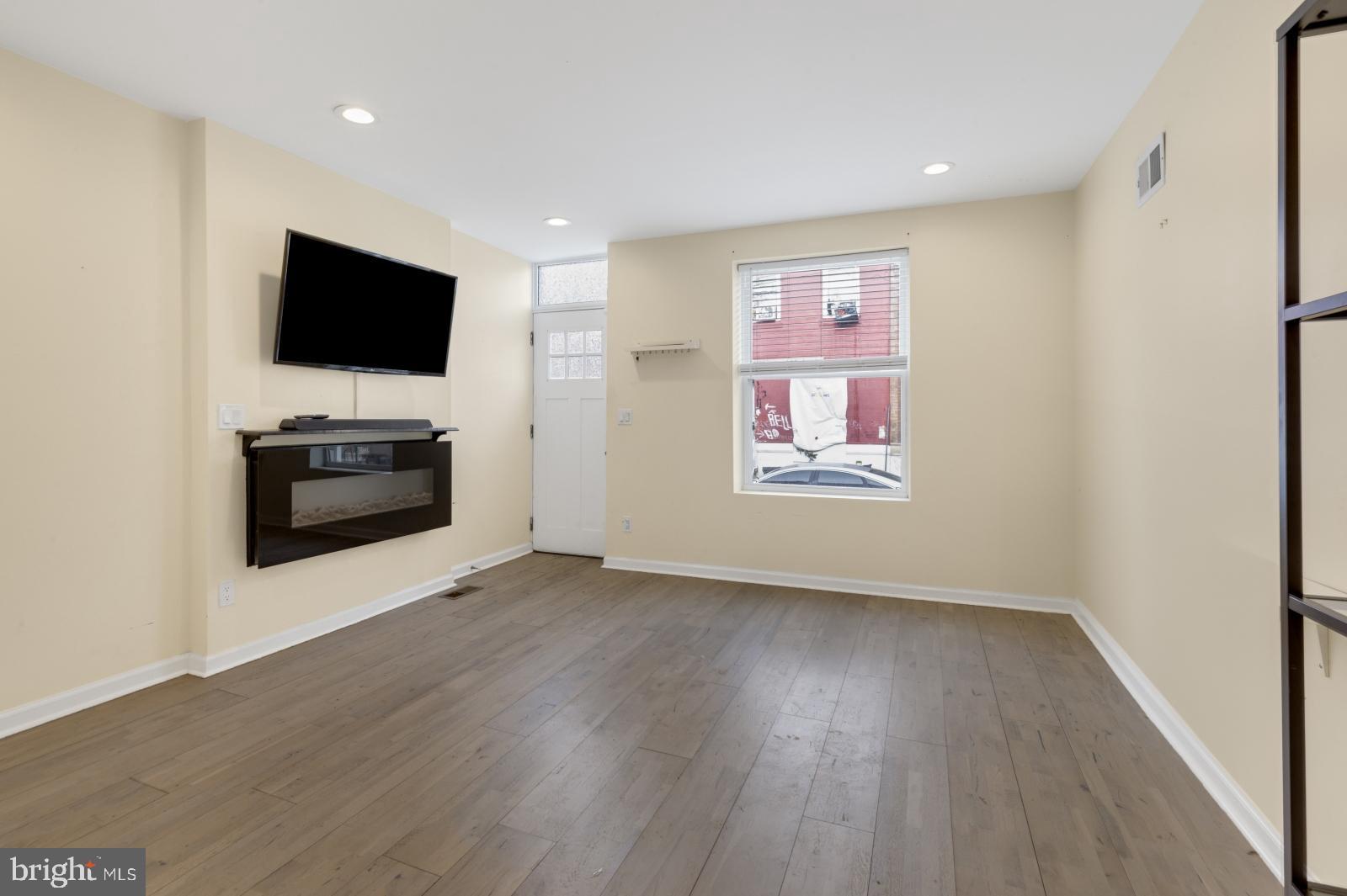 POINT BREEZE - Residential Lease