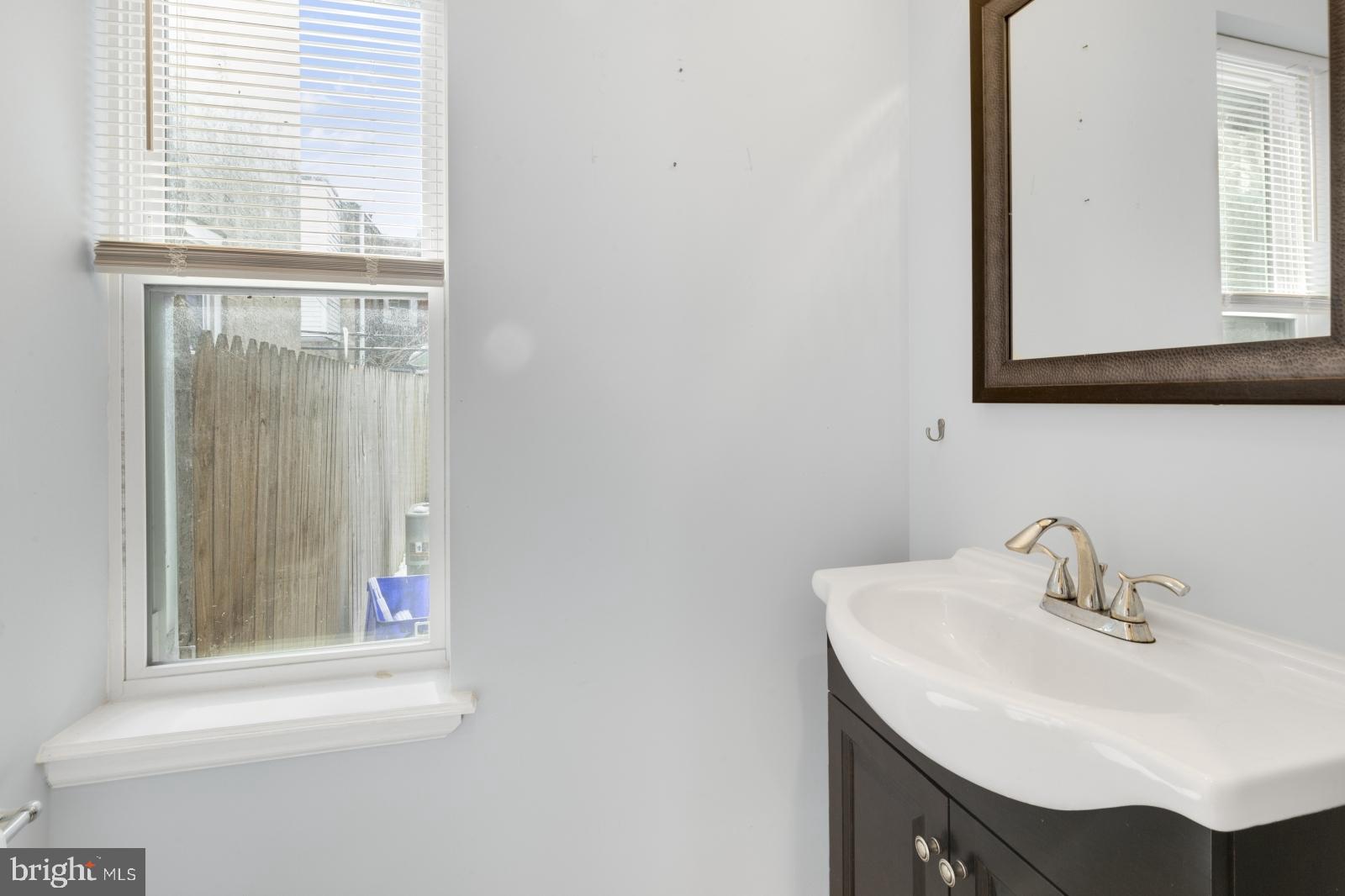 POINT BREEZE - Residential Lease