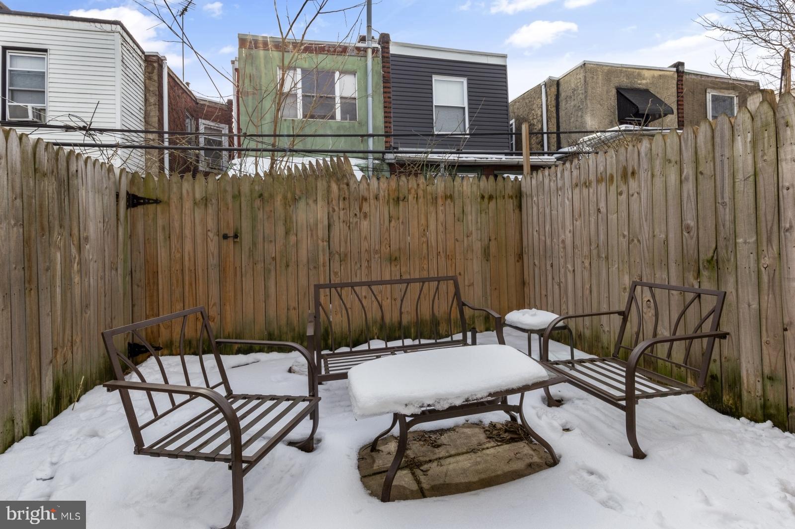 POINT BREEZE - Residential Lease