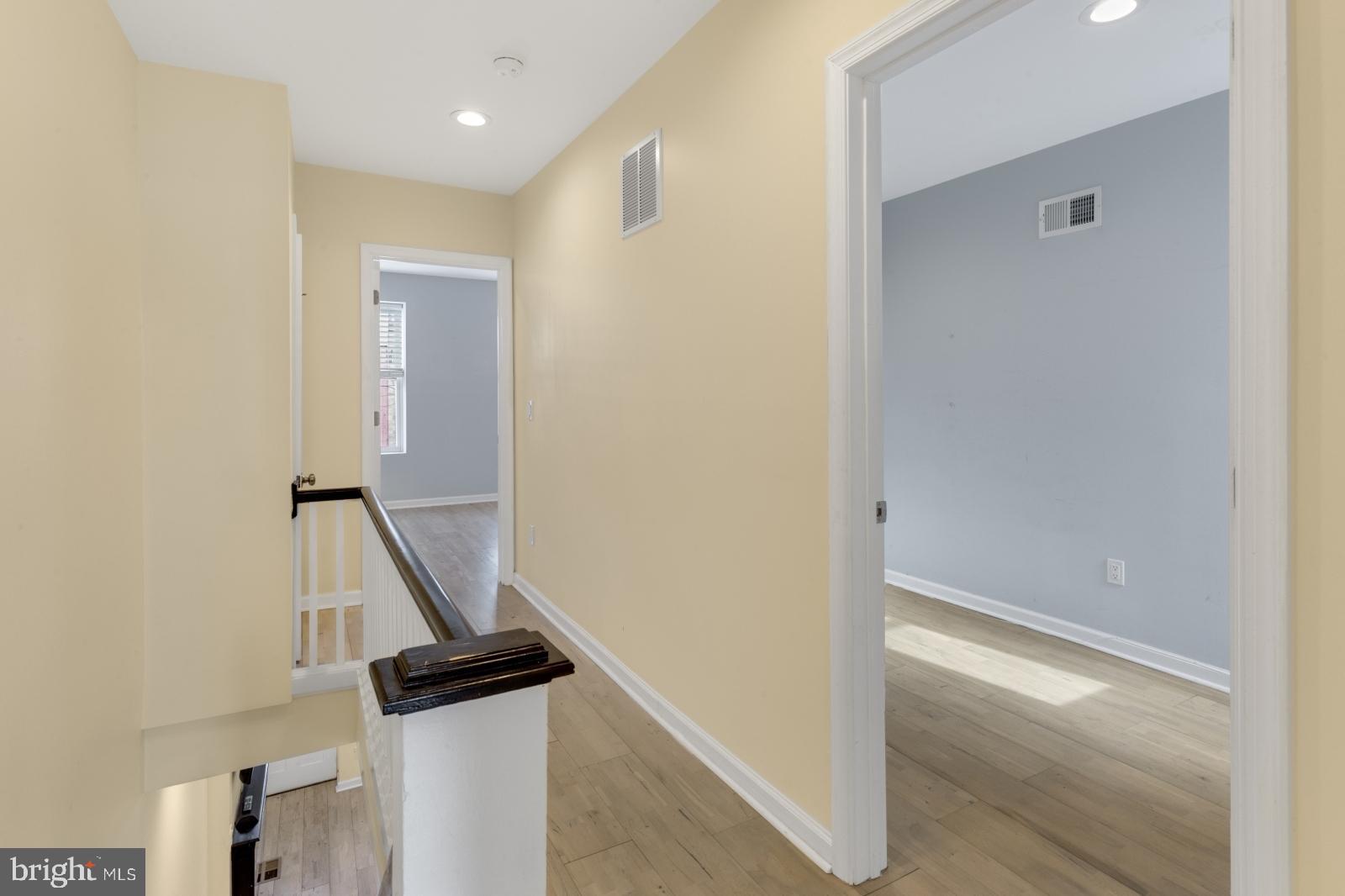 POINT BREEZE - Residential Lease