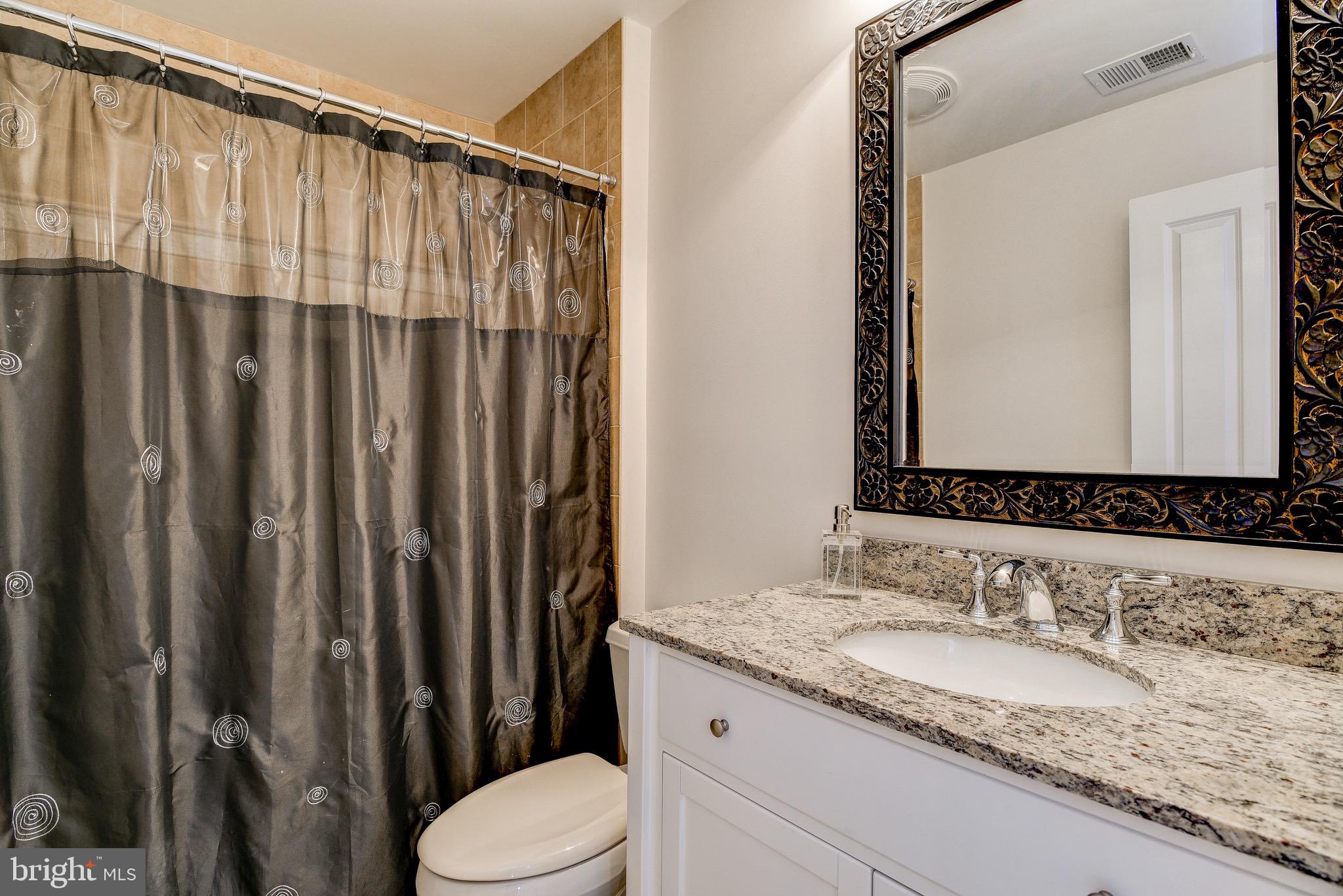 POTOMAC OUTSIDE - Residential