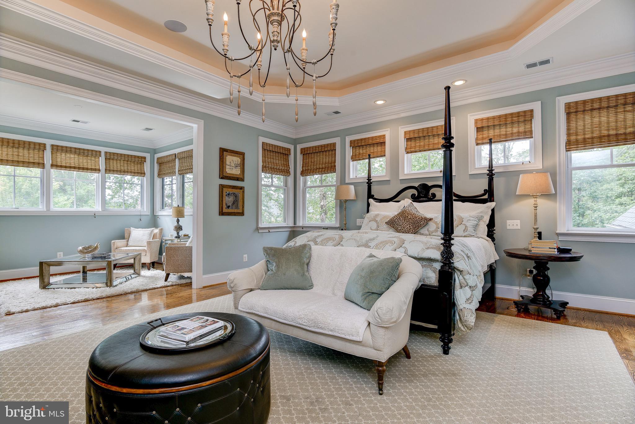 POTOMAC OUTSIDE - Residential