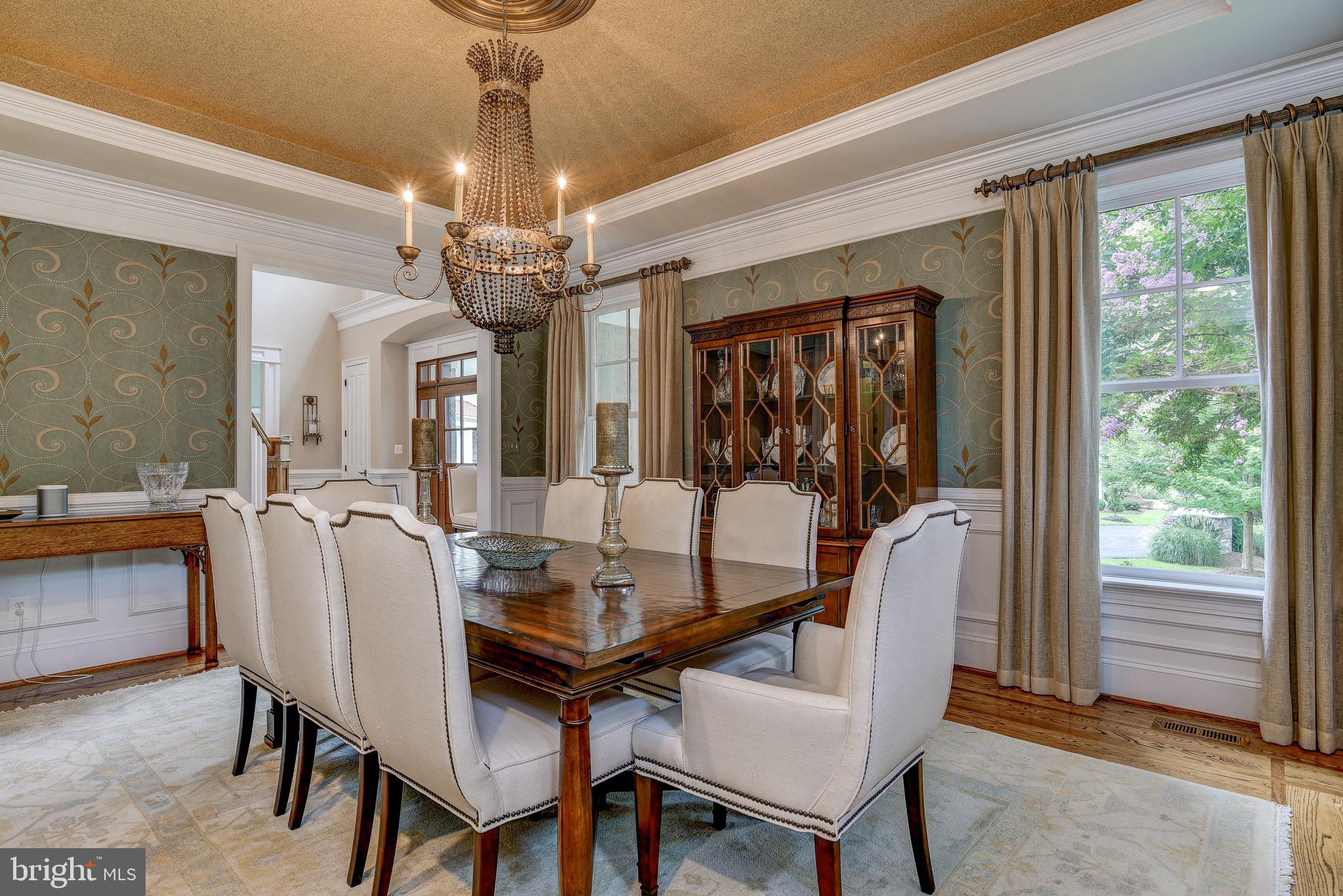 POTOMAC OUTSIDE - Residential