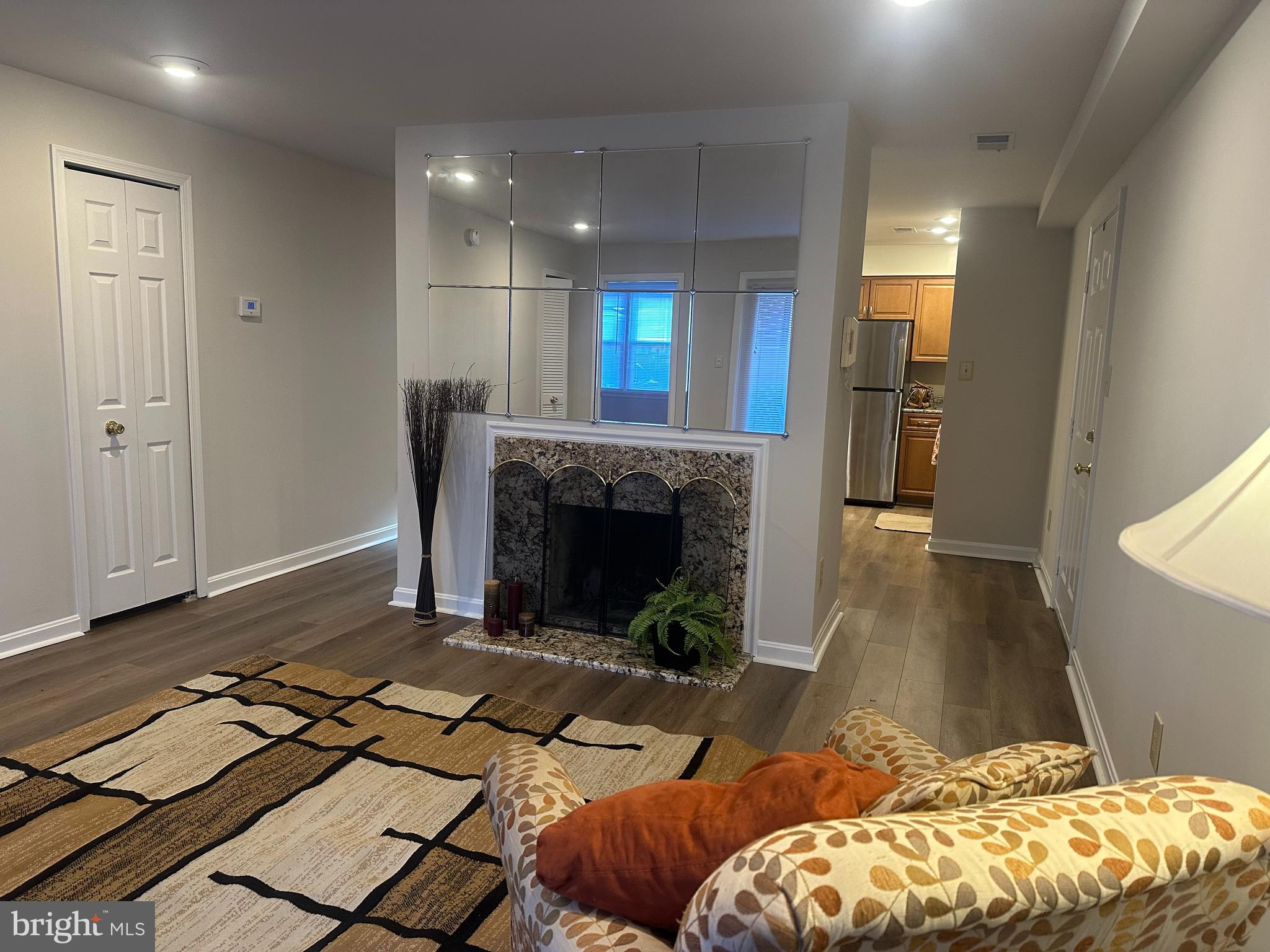 COLECROFT - Residential Lease