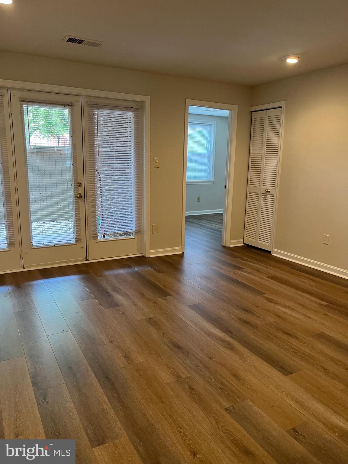 COLECROFT - Residential Lease