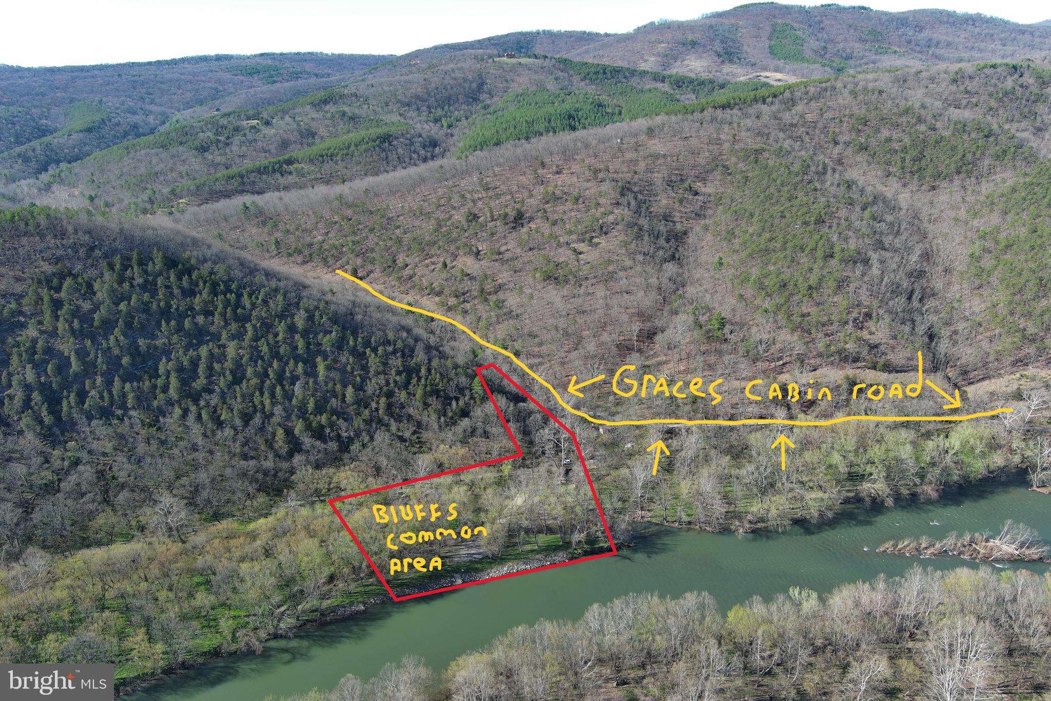 BLUFFS ON THE POTOMAC - Land