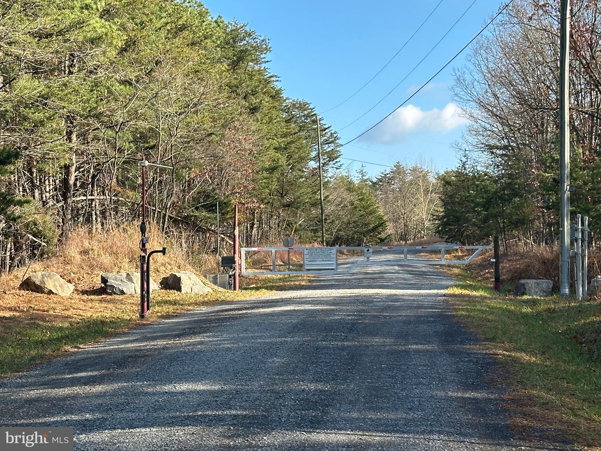 BLUFFS ON THE POTOMAC - Land