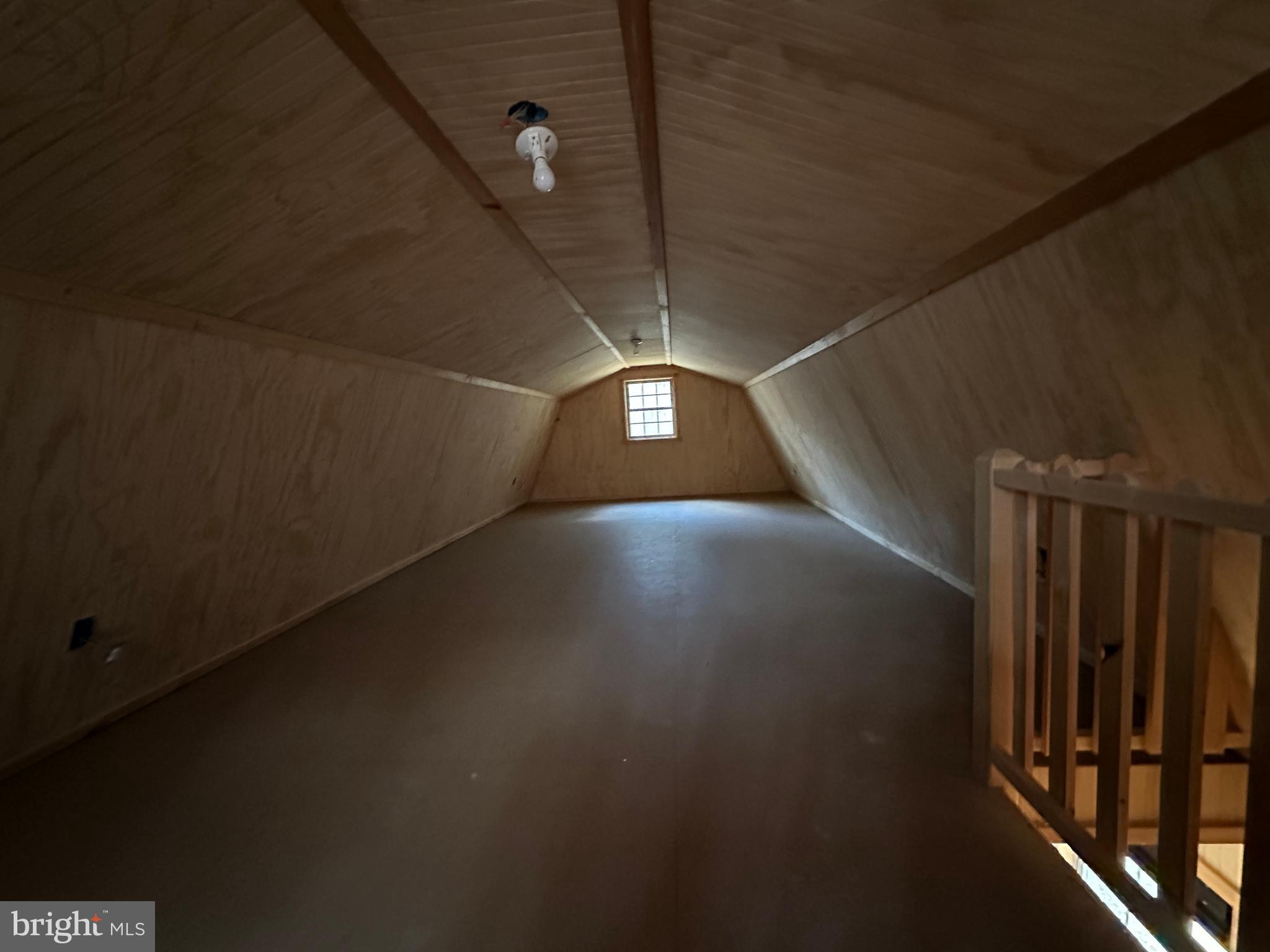 BLUFFS ON THE POTOMAC - Land