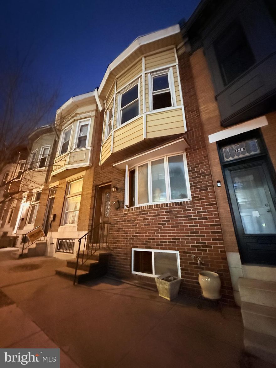 Fully available Patterson Park home ready for the buyer to upgrade to their liking